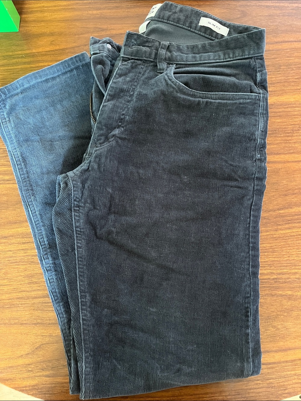 Flint and Tinder corduroy straight leg pant